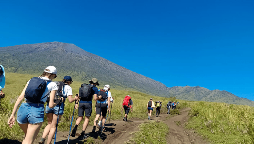 blog Panduan Lengkap Trekking Gunung Rinjani